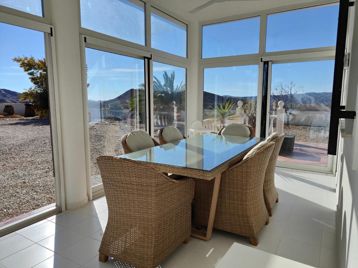 Villa Alta Vista อัลบ็อกซ์ ภายนอก รูปภาพ