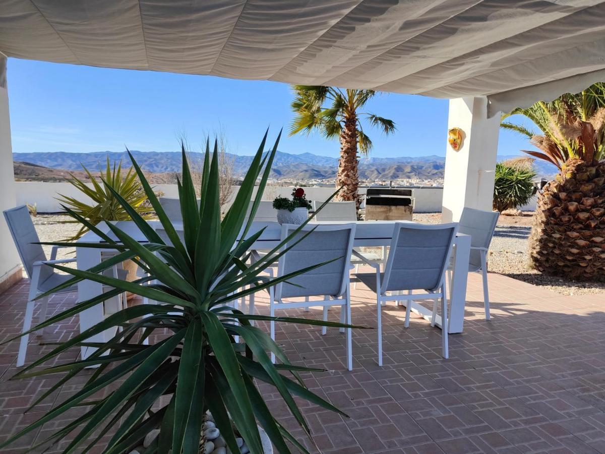 Villa Alta Vista อัลบ็อกซ์ ภายนอก รูปภาพ