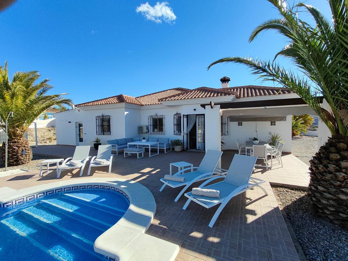 Villa Alta Vista อัลบ็อกซ์ ภายนอก รูปภาพ