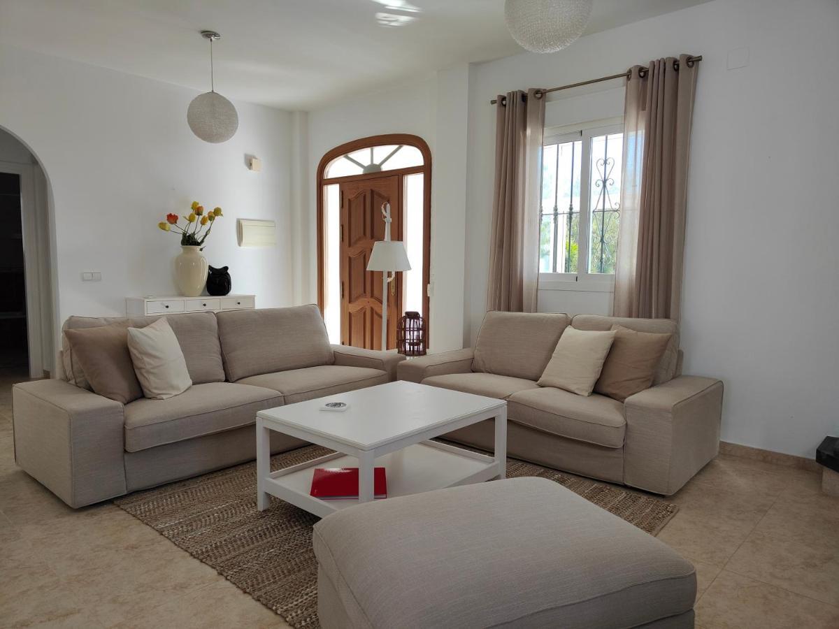 Villa Alta Vista อัลบ็อกซ์ ภายนอก รูปภาพ